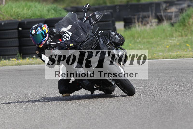 /Archiv-2025/05 14.04.2025 Plüss Moto Sport ADR/Einsteiger/67